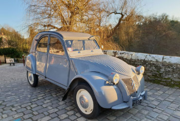 Promenade en 2CV dans le vignoble